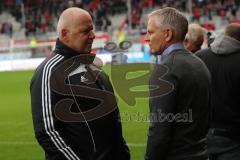 2. Bundesliga - FC Ingolstadt 04 - MSV Duisburg - Vorsitzender des Vorstandes Peter Jackwerth (FCI) mit Geschäftsführer Harald Gärtner (FCI) vor dem Spiel im Gespräch
