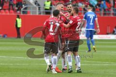 2. BL - Saison 2018/2019 - FC Ingolstadt 04 - Darmstadt 98 - Die Spieler nach dem Schlusspfiff - jubel -  Foto: Meyer Jürgen