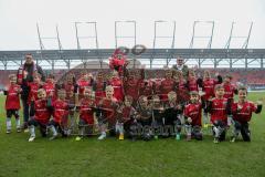 2. Bundesliga - FC Ingolstadt 04 - 1. FC Heidenheim - Einlaufkinder Kids Schanzi Maskottchen Gruppenfoto