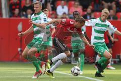 2. BL - Saison 2018/2019 - FC Ingolstadt 04 - Konstantin Kerschbaumer (#7 FCI) setzt sich durch bei zwei Gegenspielern - Foto: Meyer Jürgen