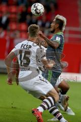 2. BL - Saison 2018/2019 - FC Ingolstadt 04 - FC St. Pauli - Dario Lezcano (#11 FCI) - Daniel Buballa (#15 St.Pauli) - Foto: Meyer Jürgen