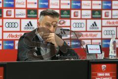 2. Bundesliga - Fußball - FC Ingolstadt 04 - Dynamo Dresden - Tomas Oral (Cheftrainer FCI) bei der Pressekonferenz