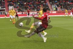 2. Bundesliga - Fußball - FC Ingolstadt 04 - Dynamo Dresden - Marius Hauptmann (#5 Dresden)  kommt zu spät gegen Paulo Otavio (#6 FCI)