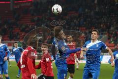 2. Bundesliga - Fußball - FC Ingolstadt 04 - 1. FC Magdeburg - Echball, Dennis Erdmann (13 Magdeburg) Stefan Kutschke (20, FCI) Björn Paulsen (4, FCI)