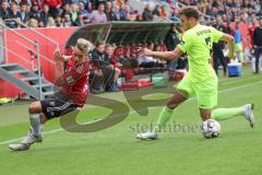 2. Bundesliga - Fußball - FC Ingolstadt 04 - SV Wehen Wiesbaden - Thomas Pledl (30, FCI)  - Maximilian Dittgen (7 SVW)  -