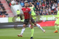 2. Bundesliga - Fußball - FC Ingolstadt 04 - SV Wehen Wiesbaden - Darío Lezcano (11, FCI)  - Giuliano Modica (6 SVW)