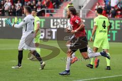 2. Bundesliga - Fußball - FC Ingolstadt 04 - SV Wehen Wiesbaden - Björn Paulsen (4, FCI) trifft zum 3:2 Anschlusstreffer - jubel - Torwart Markus Kolke (1 SVW)  -