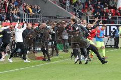 2. Bundesliga - Relegation - FC Ingolstadt 04 - SV Wehen Wiesbaden 2:3 - Spielende, Aufstieg Wehen Wiesbaden, Jubel Cheftrainer Rüdiger Rehm (SVW) in der Luft