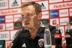 2. Bundesliga - Fußball - FC Ingolstadt 04 - Pressekonferenz vor dem ersten Heimspiel der Saison 2018/2019 - Pressesprecher Oliver Samwald (FCI)