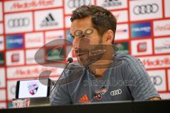 2. Bundesliga - Fußball - FC Ingolstadt 04 - Pressekonferenz vor dem ersten Heimspiel der Saison 2018/2019 - Cheftrainer Stefan Leitl (FCI)