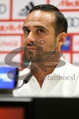 2. Bundesliga - Fußball - FC Ingolstadt 04 - Pressekonferenz, neuer Trainer Vorstellung Alexander Nouri (FCI) - Cheftrainer Alexander Nouri (FCI)