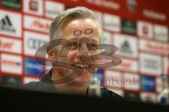 2. Bundesliga - Fußball - FC Ingolstadt 04 - Vorstellung neuer Trainer, Jens Keller, Cheftrainer Jens Keller (FCI) Pressekonferenz