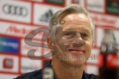 2. Bundesliga - Fußball - FC Ingolstadt 04 - Vorstellung neuer Trainer, Jens Keller, Cheftrainer Jens Keller (FCI) Pressekonferenz