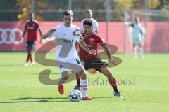 2. Bundesliga - Testspiel - FC Ingolstadt 04 - FC Würzburger Kickers - Florian Kohls (23 Kickers) und hinten Almog Cohen (8, FCI) erster Einsatz nach Verletzung