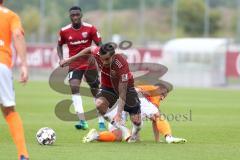 2. Bundesliga - Fußball - Testspiel - FC Ingolstadt 04 - Karlsruher SC - Angriff Darío Lezcano (11, FCI), hinten Agyemang Diawusie (27, FCI)