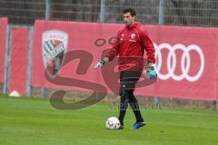 2. Bundesliga - Fußball - FC Ingolstadt 04 - Training - Trainingsauftakt im Sportpark nach Winterpause, Neuzugang Torwart Philipp Tschauner (41, FCI)