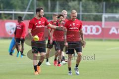 2. Bundesliga - Fußball - FC Ingolstadt 04 - Trainingsauftakt - neue Saison 2018/2019 - Fatih Kaya (36, FCI) Sonny Kittel (10, FCI)