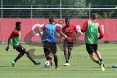 2. Bundesliga - Fußball - FC Ingolstadt 04 - Trainingsauftakt - neue Saison 2018/2019 - Frederic Ananou (2, FCI) Konstantin Kerschbaumer (7, FCI) Agyemang Diawusie (27, FCI) Tobias Schröck (21, FCI)