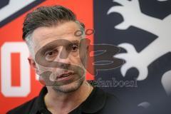 2. Bundesliga - Fußball - FC Ingolstadt 04 - Trainerwechsel - Tomas Oral kommt zurück als Cheftrainer mit Co-Trainer Michael Henke, Pressekonferenz, Cheftrainer Tomas Oral (FCI) stellt der Presse Rede und Antwort