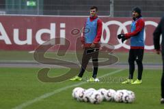 2. Bundesliga - Fußball - FC Ingolstadt 04 - erstes Training mit Interimstrainer Roberto Pätzold, Georgios Pintidis (U19)  und Darío Lezcano (11, FCI)