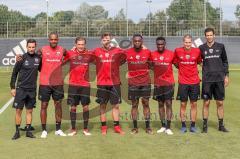 2. Bundesliga - Fußball - FC Ingolstadt 04 - Trainingsauftakt - neue Saison 2018/2019 - Neuzugänge, Cheftrainer Stefan Leitl (FCI) Charlison Benschop (35 FCI) Konstantin Kerschbaumer (7, FCI) Benedikt Gimber (5, FCI) Osayamen Osawe (14, FCI) Agyemang Diaw