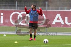 2. Bundesliga - Fußball - FC Ingolstadt 04 - Training - Trainingsauftakt im Sportpark nach Winterpause, Neuzugang Björn Paulsen (4, FCI)