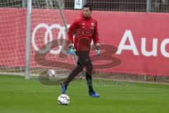 2. Bundesliga - Fußball - FC Ingolstadt 04 - Training - Trainingsauftakt im Sportpark nach Winterpause, Neuzugang Torwart Philipp Tschauner (41, FCI)