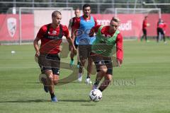 2. Bundesliga - Fußball - FC Ingolstadt 04 - Trainingsauftakt - neue Saison 2018/2019 - Thorsten Röcher (29 FCI) Thomas Pledl (30, FCI)