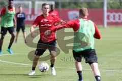 2. Bundesliga - Fußball - FC Ingolstadt 04 - Trainingsauftakt - neue Saison 2018/2019 - Patrick Sussek (37, FCI) Nico Rinderknecht (38 FCI)