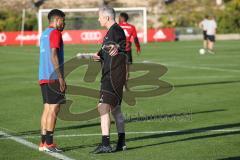 2. Bundesliga - FC Ingolstadt 04 - Winter-Trainingslager Alicante - Paulo Otavio (6, FCI) mit Cheftrainer Jens Keller (FCI)