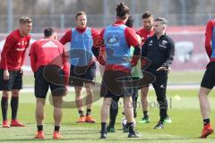 2. Bundesliga - Fußball - FC Ingolstadt 04 - Trainerwechsel - Tomas Oral kommt zurück als Cheftrainer mit Co-Trainer Michael Henke, erstes Training - Cheftrainer Tomas Oral (FCI) erklärt