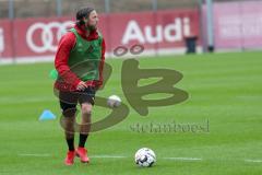 2. Bundesliga - Fußball - FC Ingolstadt 04 - Training - Trainingsauftakt im Sportpark nach Winterpause, Neuzugang Björn Paulsen (4, FCI)