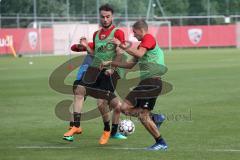 2. Bundesliga - Fußball - FC Ingolstadt 04 - Trainingsauftakt - neue Saison 2018/2019 - Fatih Kaya (36, FCI) Konstantin Kerschbaumer (7, FCI)