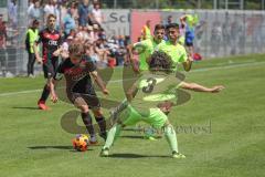 B-Junioren - Bundesliga - FC Ingolstadt 04 - SV Wehen Wiesbaden 0:1 - Frederic Benedix (FCI) wird gestoppt von Gianluca Rosario Cicatelli (SVW)