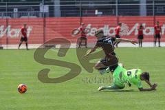 B-Junioren - Bundesliga - FC Ingolstadt 04 - SV Wehen Wiesbaden 0:1 - Frederic Benedix (FCI) wird gestoppt von Mert Ali Demircan (SVW)