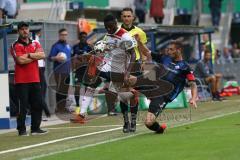 DFB-Pokal - SC Paderborn 07 - FC Ingolstadt 04 - Agyemang Diawusie (27, FCI) Strohdiek, Christian (Paderborn 5)