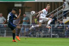 DFB-Pokal - SC Paderborn 07 - FC Ingolstadt 04 - Sonny Kittel (10, FCI) Flanke, Dräger, Mohamed (Paderborn 25)