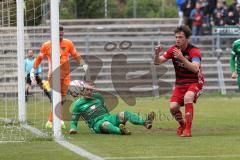 Regionalliga Bayern - U21 FC Ingolstadt 04 II - 1. FC Schweinfurt 05 - Lukas Gerlspeck (FCI 4) verpasst Torchance und ärgert sich