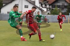 Regionalliga Bayern - U21 FC Ingolstadt 04 II - 1. FC Schweinfurt 05 - rechts Patrick Hasenhüttl (FCI 9) Zweikampf mit links Nicolas Andermatt (8 Schnweinfurt)