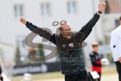 Regionalliga Bayern - U21 FC Ingolstadt 04 II - 1. FC Schweinfurt 05 - FCI Co-Trainer Chris Kappel jubelt zum 2:0 Tor von Patrick Hasenhüttl (FCI 9)