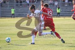 Regionalliga Bayern - FC Ingolstadt 04 II - FC Bayern 2 - Jonatan Kotzke (FCI) gegen Welzmüller (FCB)