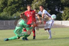 Regionalliga Bayern - FC Ingolstadt 04 II - FC Bayern 2 - Christian Früchtl TW (FCB) und Nicolas Feldhahn (FCB) vor Fatih Kaya (FCI 10)