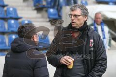 3. Liga - 1. FC Magdeburg - FC Ingolstadt 04 - Sportdirektor Michael Henke (FCI)  und Franz Spitzauer im Gespräch - Foto: Jürgen Meyer