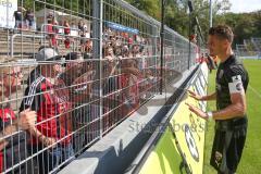 3. Fußball-Liga - Saison 2019/2020 - FC Victoria Köln - FC Ingolstadt 04 - Stefan Kutschke (#30,FCI)  spricht mit den Fans - Foto: Meyer Jürgen