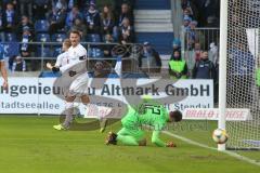 3. Liga - 1. FC Magdeburg - FC Ingolstadt 04 - Beister Maximilian (#10,FCI) mit dem 0:1 Führungstreffer - Morten Behrens (#12 Magdeburg) - Jubel - Stefan Kutschke (#30,FCI)  - Foto: Jürgen Meyer