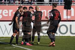 3. Liga - Würzburger Kickers - FC Ingolstadt 04 - Tor 0:1 Jubel Dennis Eckert Ayensa (7, FCI) mit Nico Antonitsch (5, FCI) Thomas Keller (27, FCI) Björn Paulsen (4, FCI) Stefan Kutschke (30, FCI)