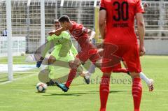 3. Liga - 1860 München - FC Ingolstadt 04 - Maximilian Thalhammer (6, FCI) scheitert an Torwart Hiller Marco (1, München)