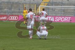 3. Fußball-Liga - Saison 2019/2020 - Bayern München II - FC Ingolstadt 04 - Marcel Gaus (#19,FCI)  - Tobias Schröck (#21,FCI)  - Maximilian Wolfram (#8,FCI)  - enttäuscht nach dem Spiel -  Foto: Meyer Jürgen