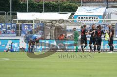 3. Liga - SV Meppen - FC Ingolstadt 04 - Spiel ist aus, Ingolstadt jubelt, Meppen lässt Köpfe hägen