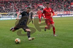 3. Liga - Hallescher FC - FC Ingolstadt 04 - Michael Heinloth (17, FCI) Landgraf Niklas (31 Halle)